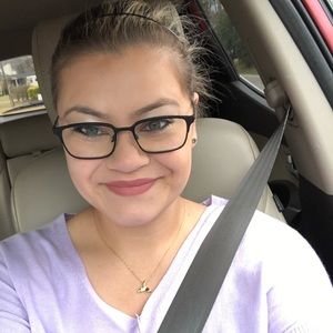 Meet your Posher, Jasmin